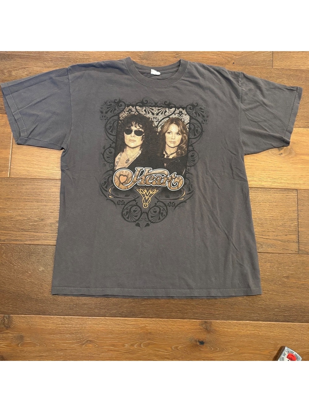 Heart 2009 Human Tour Dates Shirt, XL